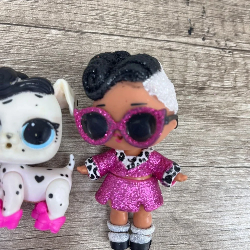 LOL Surprise!‎ Doll Bling Series, Doll Face dalmation pet